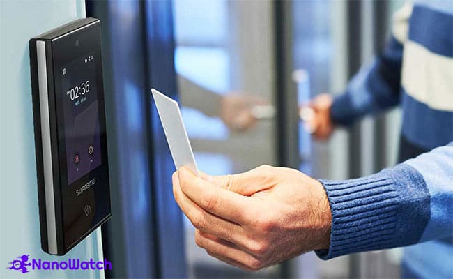 دستگاه کنترل تردد کارتی تماسی